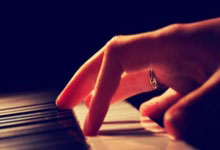 虎扑体育：因性侵差点断送前程，雷霆裁掉他，却用最不擅长的方式绝杀湖人！.